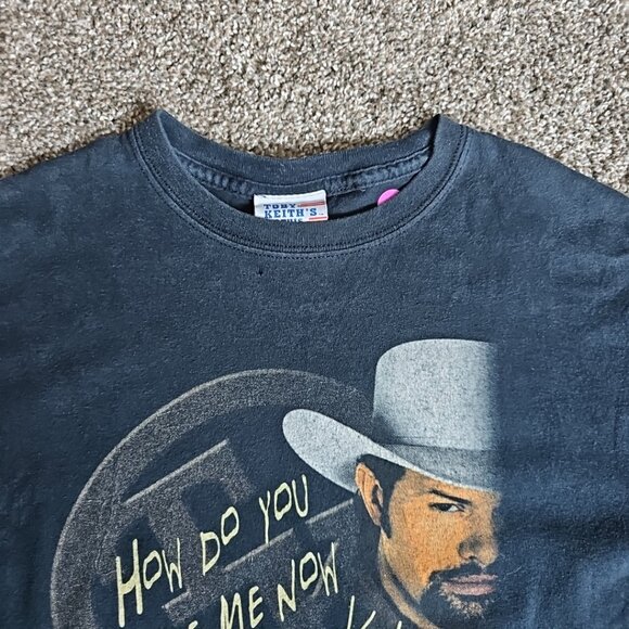Toby Keith "How Do You Like Me Now" Size Small Harrah's Las Vegas Short Sleeve - Picture 3 of 11